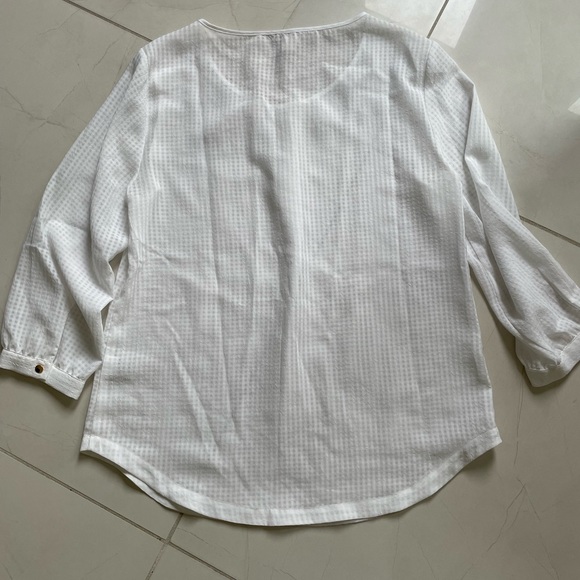 J.Crew Factory White 3/4 Sleeved Top - Picture 9 of 10